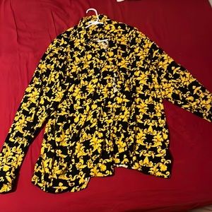 Yellow and Black silky dress shirt, never whore it, brand new.